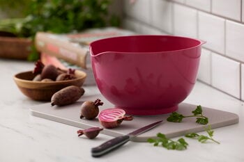 Rosti Margrethe mixing bowl 3 L, beetroot, decoration image