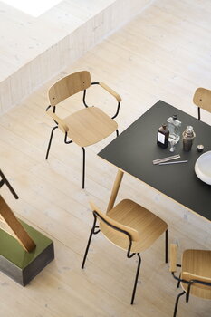 FDB Møbler J183 Holmen chair with armrests, oak veneer, decoration image