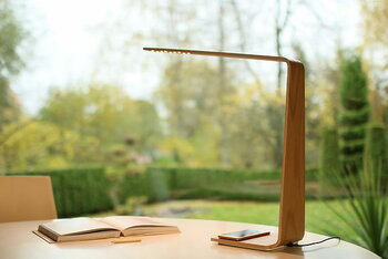 Tunto Led8 table lamp, oak