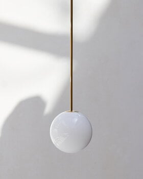 Michael Anastassiades Brass Architectural Collection riippuvalaisin 80, kiillotettu messinki, sisustuskuva