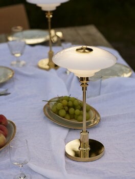 Louis Poulsen Lampe de table PH 2/1 Portable, laiton métallisé