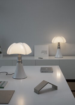 Martinelli Luce Pipistrello Medium table lamp, dimmable, white