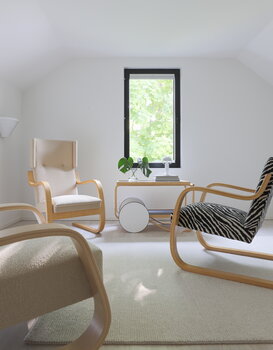 Artek Aalto 401 armchair, honey stained - Vidar 323