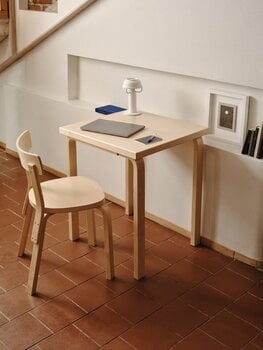 Artek Aalto Tisch 80C, 60 x 60 cm, Birke, dekorationsbild