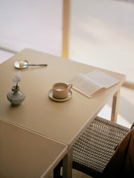 Artek Aalto foldable table DL81C, birch - clay/walnut linoleum, decoration image