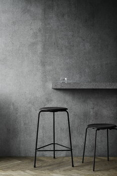 Fritz Hansen Dot high stool, black leather - black