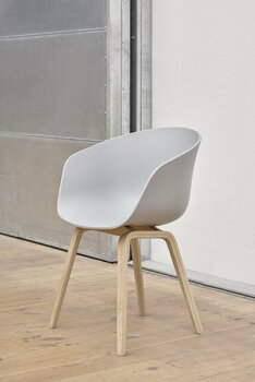 HAY About A Chair AAC22 tuoli, tammi - betoninharmaa