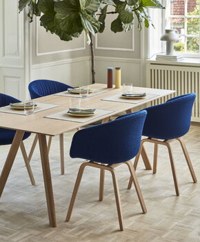 HAY CPH30 2.0 table, 200 x 90 cm, lacq. oak - lacquered oak veneer