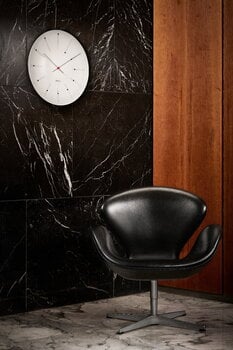 Arne Jacobsen AJ Bankers seinäkello 48 cm, valkoinen