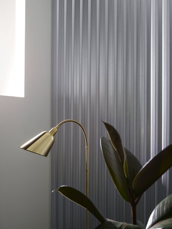 &Tradition Bellevue AJ7 floor lamp, brass