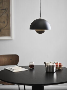 &Tradition Flowerpot VP1 pendant, matt black