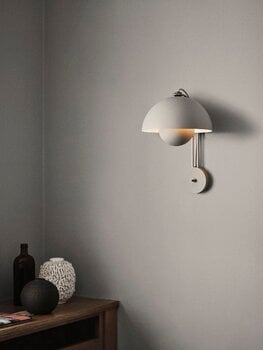 &Tradition Flowerpot VP8 wall lamp, matt white