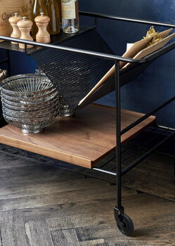 &Tradition Alima NDS1 trolley, matt black - lacquered walnut, decoration image