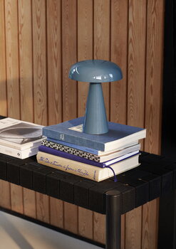 &Tradition Como SC53 bärbar bordslampa, stenblå