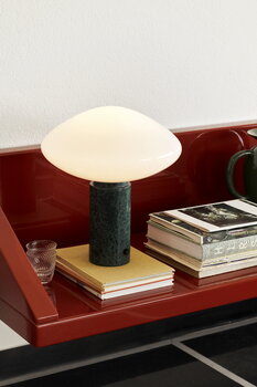 &Tradition Mist table lamp AP17, Guatemala Verde marble - opal glass