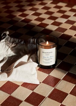 &Tradition Mnemonic MNC5 scented candle, After The Rain, decoration image