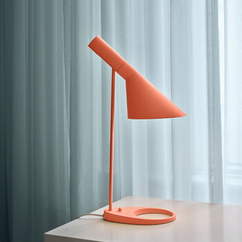 Louis Poulsen Lampe de table AJ Mini, orange électrique
