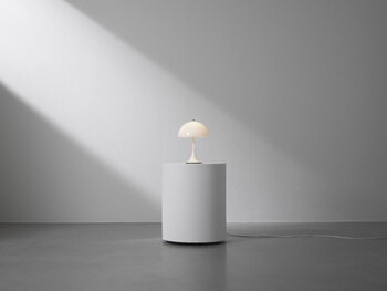 Louis Poulsen Panthella 250 Portable table lamp, white opal acrylic