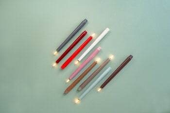 Uyuni Lighting LED kruunukynttilä, 2 kpl, punainen