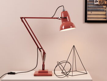 Anglepoise Original 1227 desk lamp, coral red, decoration image