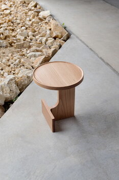 Ariake Beam side table, oak