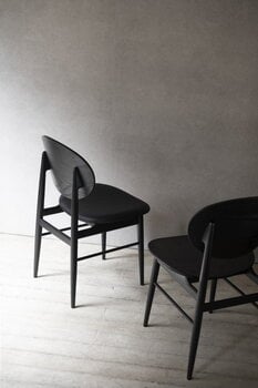 Ariake Outline chair, black