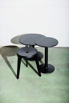 Ariake Dovetail stool, black