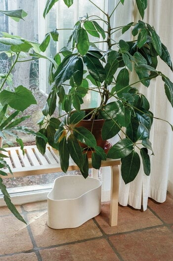 Artek Riihitie plant pot A, large, white gloss