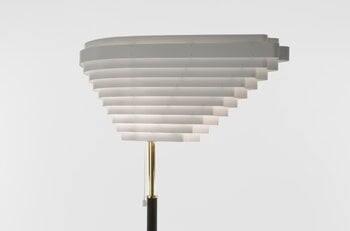 Artek Aalto floor lamp A805, polished brass , decoration image