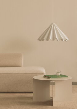 Audo Copenhagen Androgyne sivupöytä, 63 cm, ivory, sisustuskuva