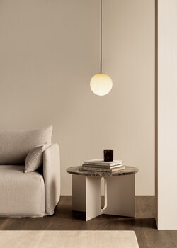 Audo Copenhagen TR Bulb riippuvalaisin, kiillotettu teräs - matta opaali, sisustuskuva