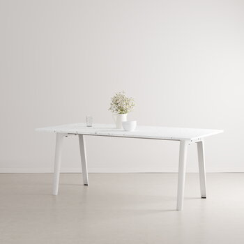 TIPTOE New Modern table 190 x 95 cm, recycled plastic - cloudy white