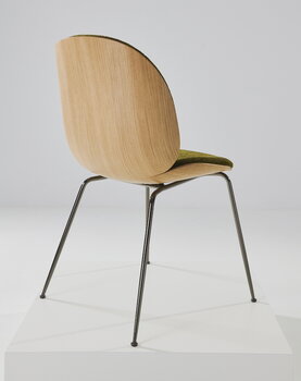 GUBI Beetle chair, black chrome - oak - Mumble 40