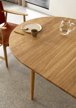 Carl Hansen & Søn BM0121 ruokapöytä, 120 cm, öljytty tammi, sisustuskuva