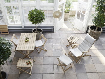 Carl Hansen & Søn Sedia a sdraio BM5568 con cuscino, teak - Heritage Papyrus 18006, immagine decorativa