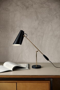 Northern Birdy table lamp, black - brass, decoration image