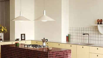 Tala Bower pendant light C600, with Oval II bulb, white