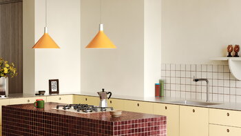 Tala Bower pendant light C360, with Sphere IV bulb, yellow, decoration image