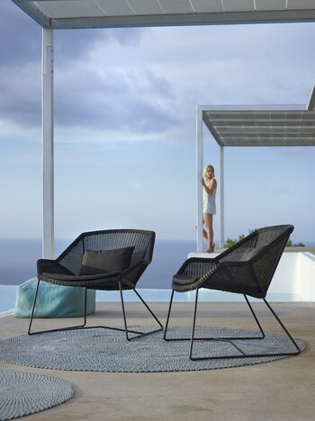 Cane-line Breeze lounge chair, black, decoration image