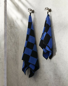 HAY Check bath towel, cobalt blue