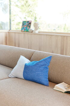 Northern Echo cushion cover, 40 x 60 cm, vertical blue, decoration image
