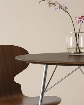 Fritz Hansen Ant chair 3101, clear lacquered walnut - chrome