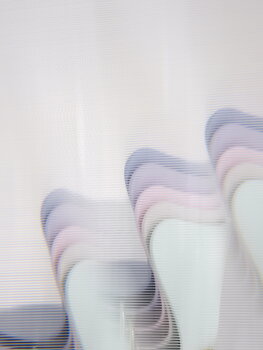Fritz Hansen Series 7 3107 tuoli, 7:14 AM Colour Edition, vaaleanpunainen - rainbow, sisustuskuva