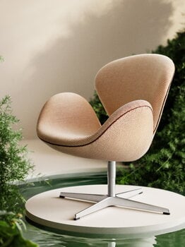 Fritz Hansen Swan 3320 lounge chair, b. alum.-Serpentine 0428, Grace chestnut