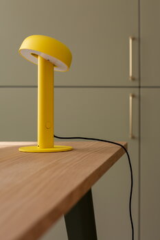 TIPTOE Nod table lamp, naples yellow