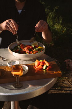 Frama Tasca pöytä, pieni, alumiini, sisustuskuva