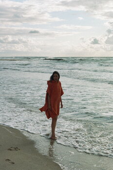 Frama Heavy Towel poncho, burned orange