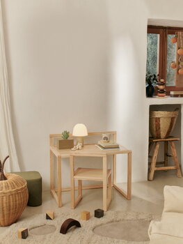Ferm Living Little Architect työpöytä, saarni, sisustuskuva