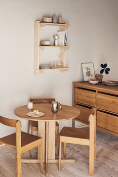 Form & Refine Trefoil pöytä, 90 cm, tammi, sisustuskuva