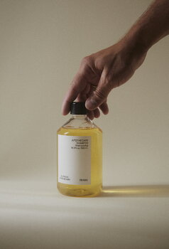 Frama Apothecary shampoo refill, 500 ml